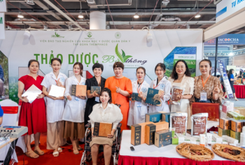 Khơi nguồn cảm hứng cùng Gian hàng Thảo Dược Bà Thông tại Chuỗi sự kiện Triển lãm Xúc Tiến Thương Mại và đầu tư Doanh nhân trẻ Việt Nam